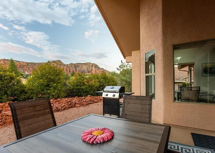 Red Rock Vista - Luxe Comfort & Breathtaking Views *